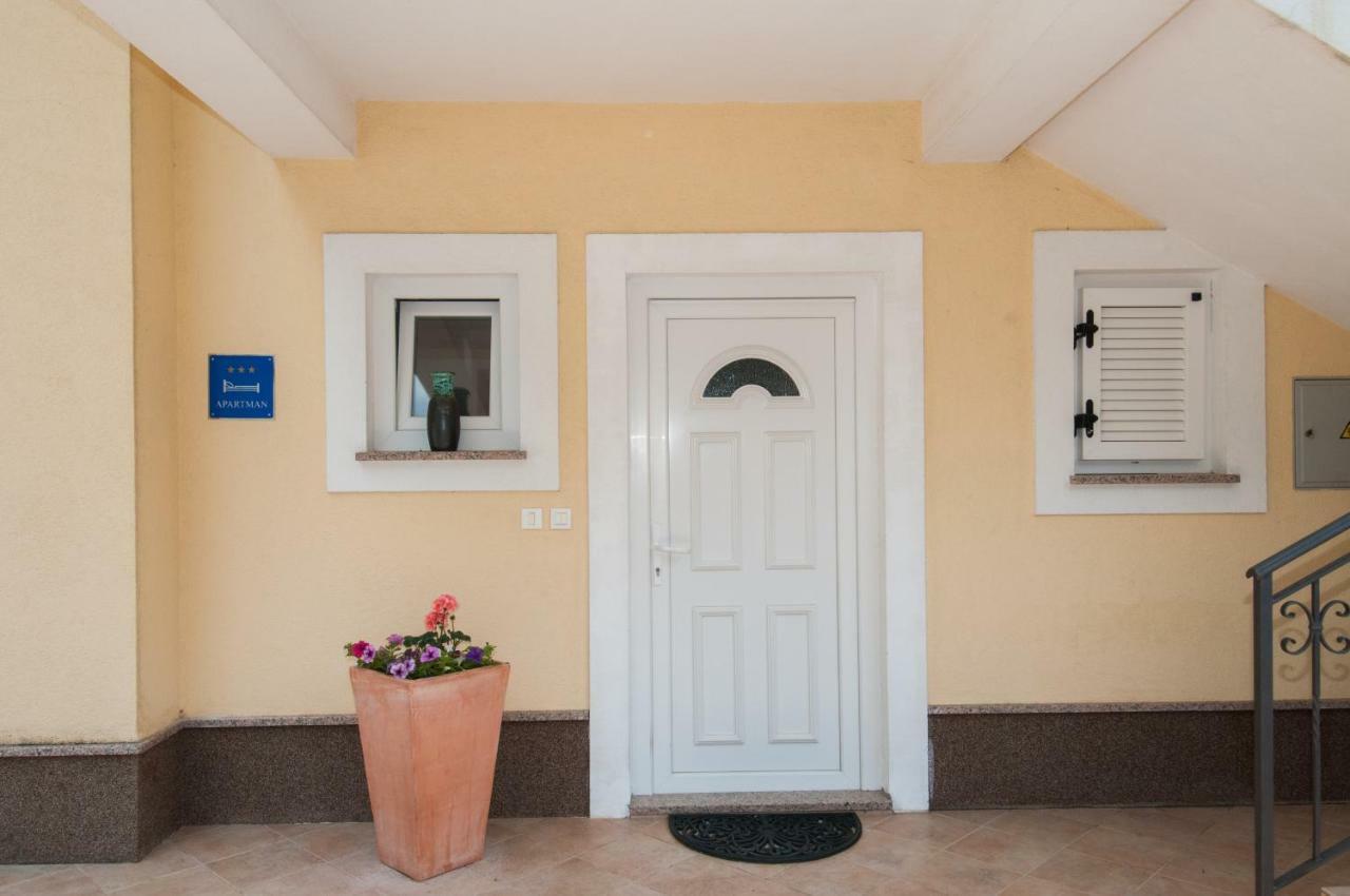 Dragica Appartement Lovran Buitenkant foto